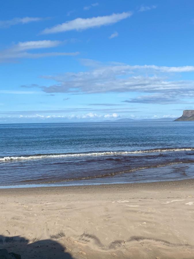Causeway Coast Apartments Cora Marine Ballycastle Dış mekan fotoğraf